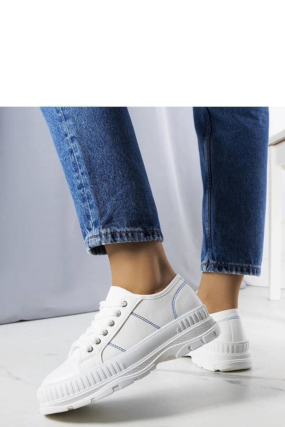 Sneakers model 207998 Solea