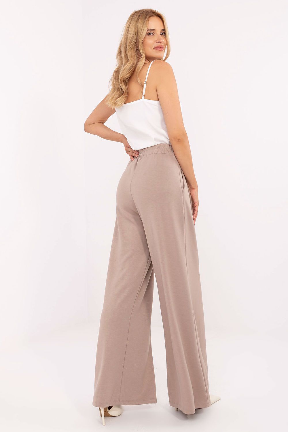 Tracksuit trousers model 217048 Relevance