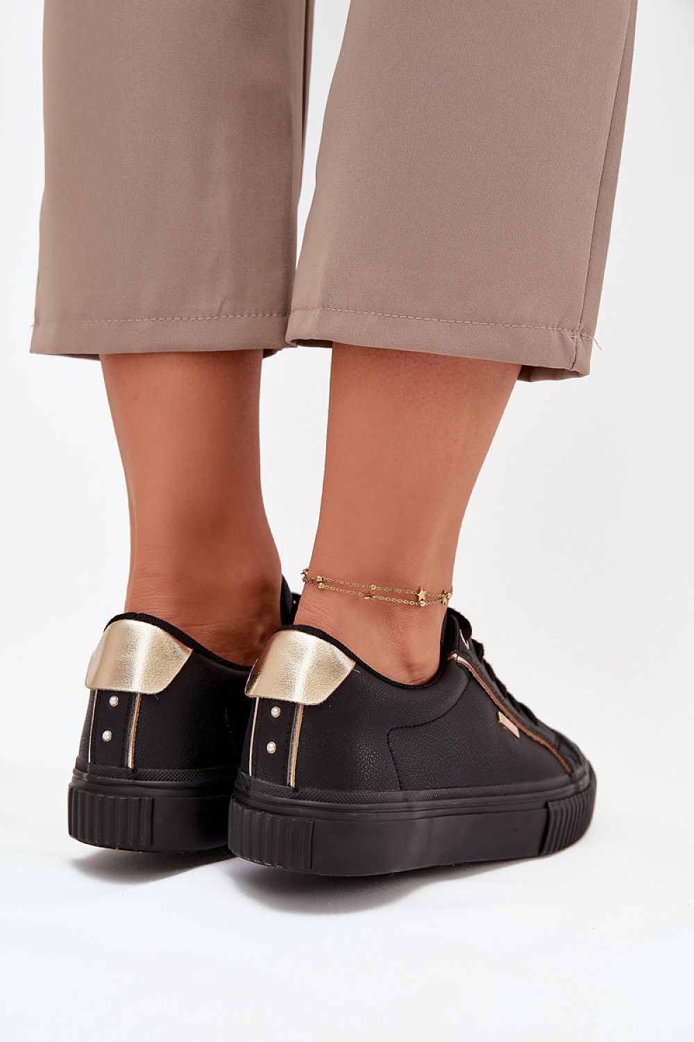  Sport Shoes model 216473 Step in style 